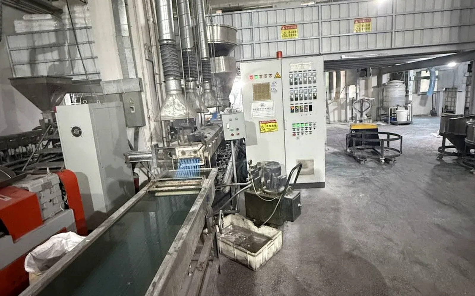 Factory floor extrusion area