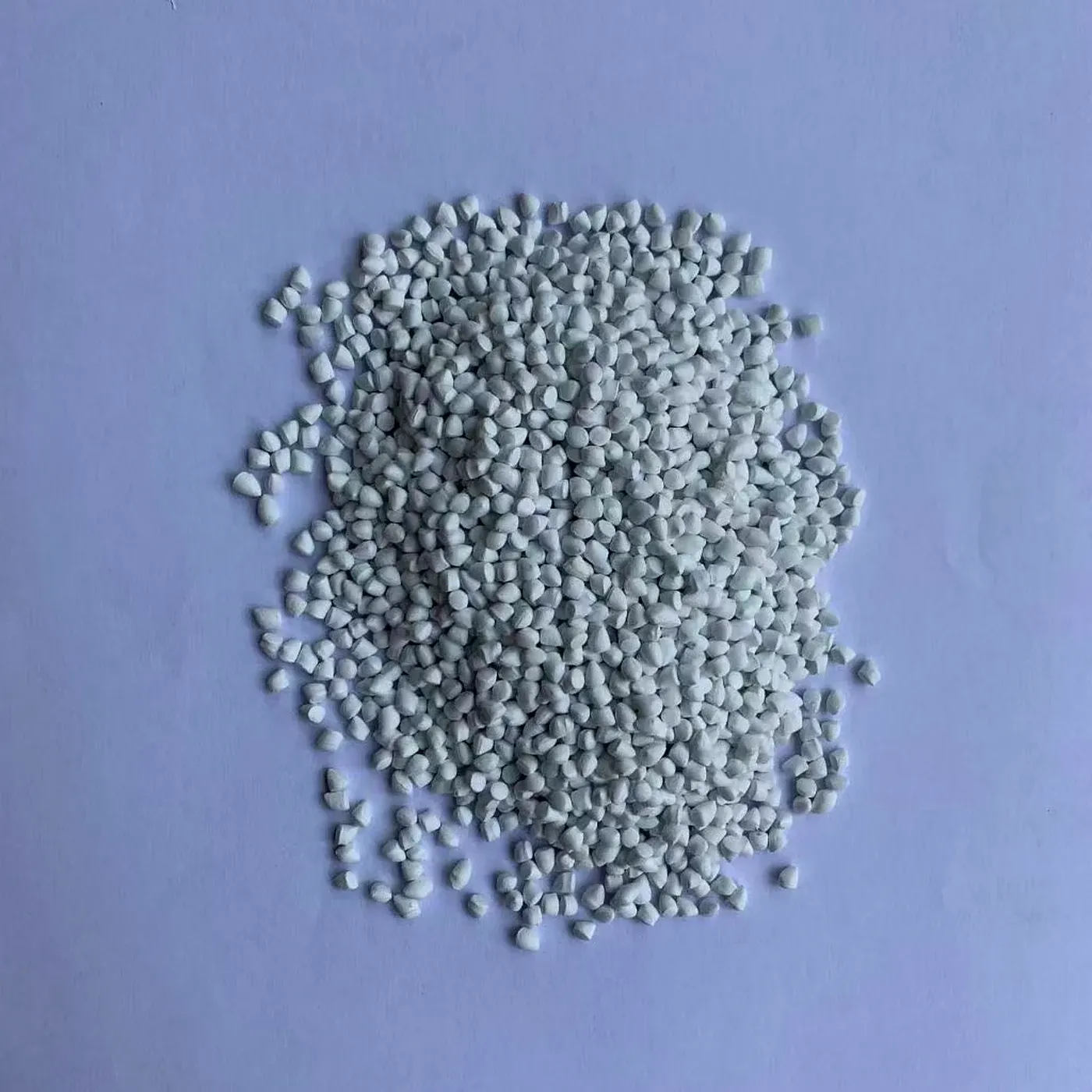 Heat shrink tube master compound pellets in a sample dish