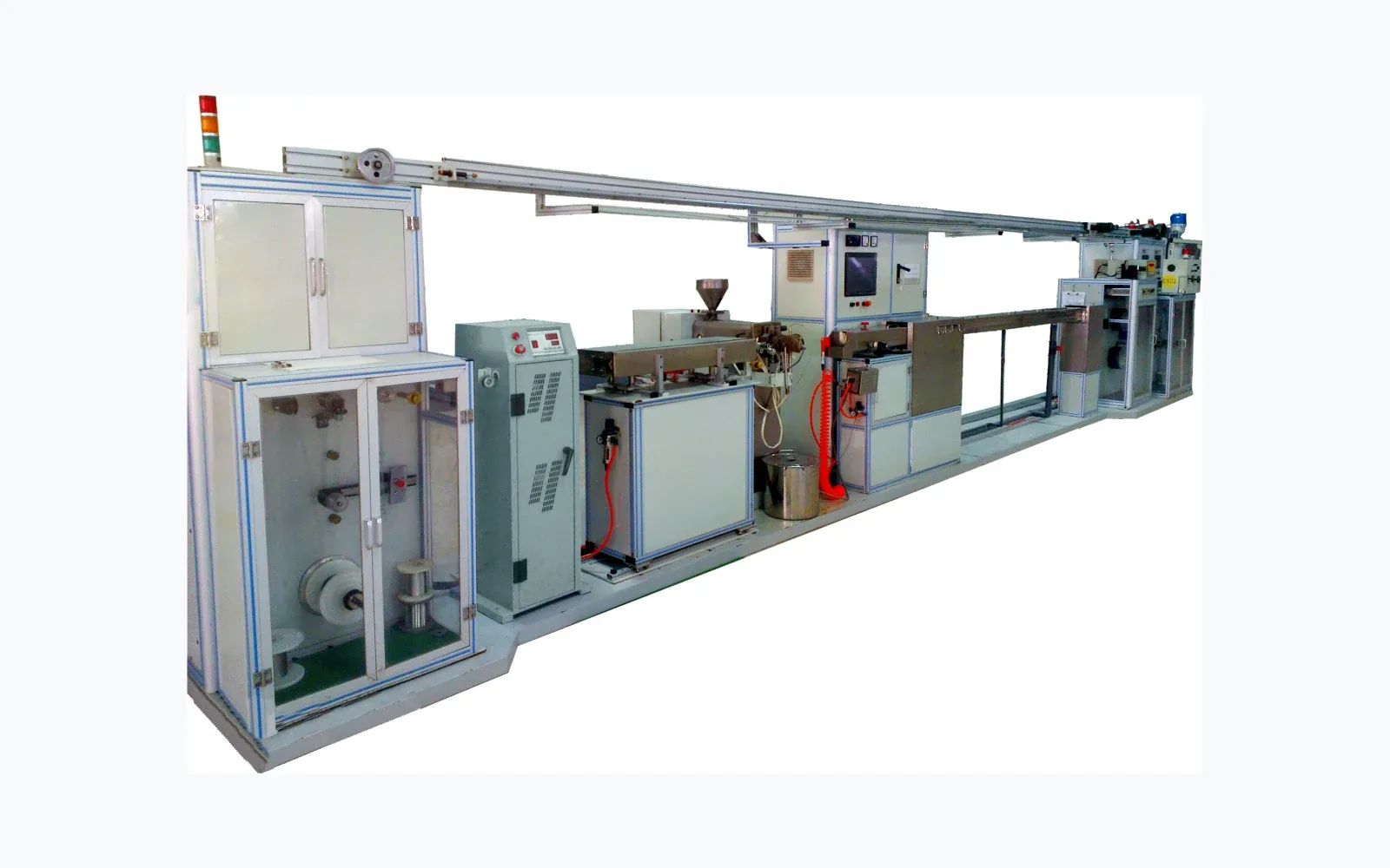 Physical and chemical foaming extrusion line